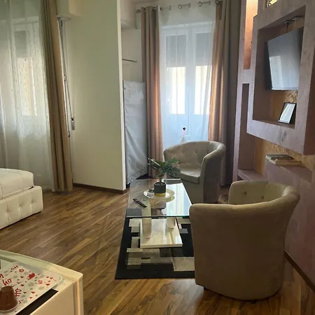 בית הארחה Katrin Luxury ורונה