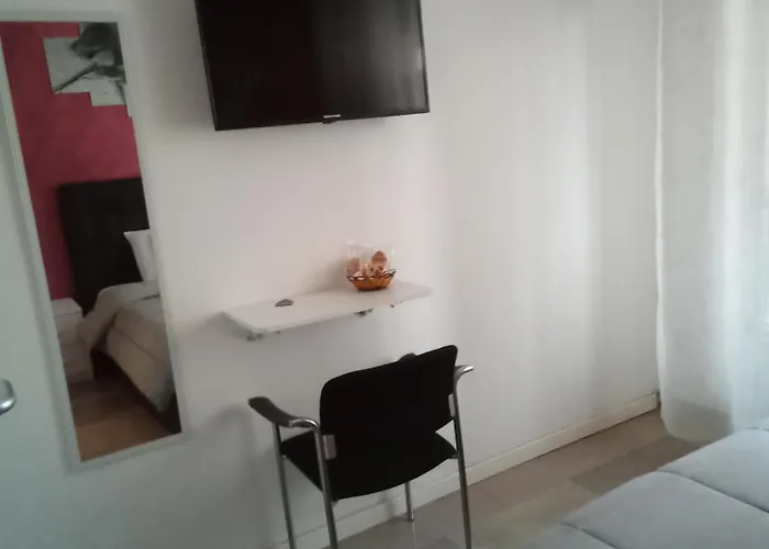 Katrin Luxury بيت ضيافة